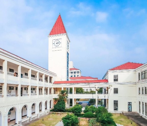 1986年被批准为博士学位授予单位